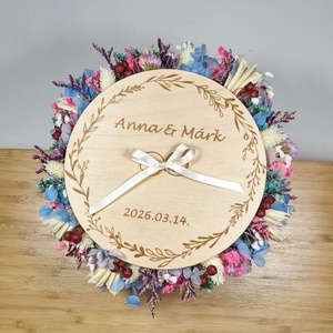 Esküvői gyűrűtartó lézervágott�gravírozott kivitelben � romantikus részlet a nagy napra - Meska.hu