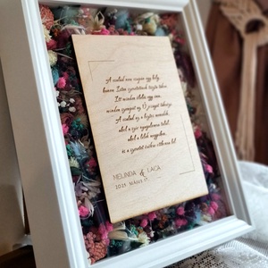 Szülőköszöntő ajándék � Szárított virágos képkeret gravírozott fa táblával - esküvő - emlék & ajándék - szülőköszöntő ajándék - Meska.hu