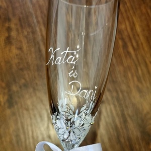 Pezsgős pohár nászajándékba - esküvő - emlék & ajándék - nászajándék - esküvői pénzátadó doboz - Meska.hu