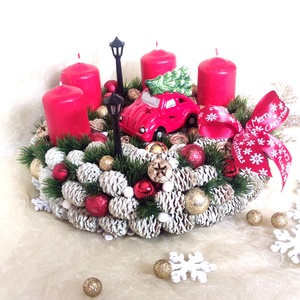 Piros-arany-zöld adventi asztaldísz ledes kisautóval - karácsony - adventi díszek - adventi asztaldísz - Meska.hu