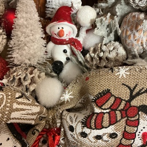 Let it snow-hóemberes ajtódísz - karácsony - karácsonyi lakásdekoráció - karácsonyi ajtódíszek - Meska.hu