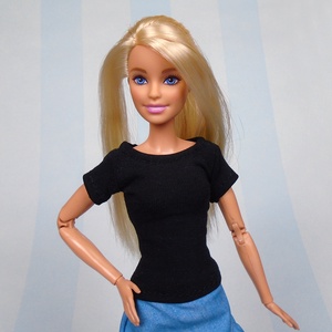 Barbie ruha, Fekete póló, Játék & Sport, Baba & babaház, Barbie ruhák, Varrás, Meska