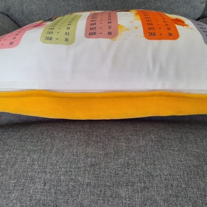 Szorzótáblás plüss díszpárna tacsis - baba - mama - babaszoba dekoráció - gyerek díszpárna - Meska.hu