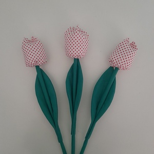 Textil tulipán fehér piros pettyes csokor 3szál  - otthon & életmód - dekoráció - asztal és polc dekoráció - asztaldísz - Meska.hu