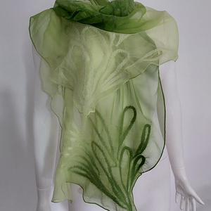 Sál nuno-nemez technikával készítve(zöld) - művészet - textilkép - nemezelt - Meska.hu