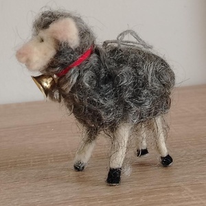 Nemez bárányka - Meska.hu