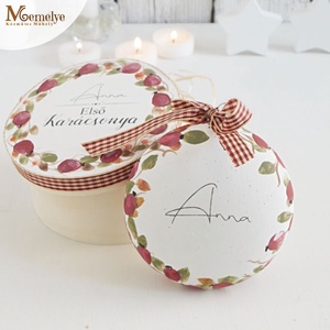 Kézzel festett karácsonyfadísz, névvel és díszdobozzal is kérhető - karácsony - karácsonyi lakásdekoráció - karácsonyfadíszek - Meska.hu