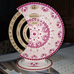 Öröknaptár 25cm rózsaszín mandala mintával fehér alapra - Meska.hu