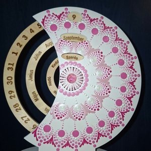 Öröknaptár 21cm rózsaszín mandala mintával fehér alapra, bármilyen felirattal - Meska.hu