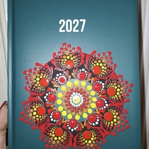 2027 -es mandalás határidőnapló több színben, Otthon & Életmód, Papír, írószer, Naptár & Tervező, Festett tárgyak, MESKA