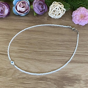 Choker nyaklánc ; Rövid nyaklánc, , Gyöngyfűzés, gyöngyhímzés, MESKA