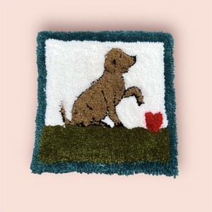 Állatszőrrel kevert ( chiengora ) fonalból készült tufting szőnyeg, Otthon & Életmód, Lakástextil, Szőnyeg, Más típusú szőnyeg, Varrás, MESKA