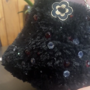 Egyedi, horgolt táska gyöngy díszítéssel � fekete - táska & tok - kézitáska & válltáska - válltáska - Meska.hu