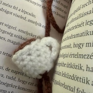 Horgolt kávéscsésze könyvjelző � kézműves ajándék könyvmolyoknak ????� - könyv & zene - könyvjelző - Meska.hu