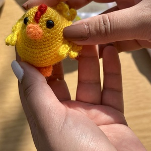 Horgolt húsvéti csibe tojásban � kézműves húsvéti dekoráció - játék & sport - plüssállat & játékfigura - más figura - Meska.hu