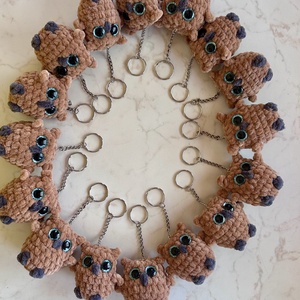 Horgolt bagoly kulcstartó � Kézműves amigurumi bagoly, egyedi ajándék - Meska.hu