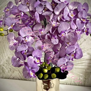 Lila színű orchidea kaspóban, Otthon & Életmód, Virágdekoráció, Virágdíszek, Virágdísz kaspóban, , MESKA