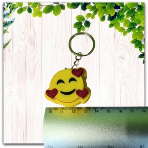 Klikkelős smiley kulcstartó (szerelmes) � vicces 3D nyomtatott ajándék - táska & tok - kulcstartó & táskadísz - kulcstartó - Meska.hu