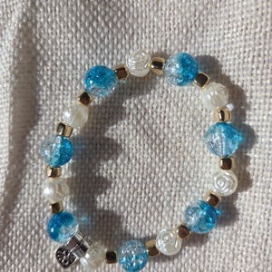Kék tavaszi szellő-gyöngy karkötő - ékszer - karkötő - gyöngyös karkötő - Meska.hu