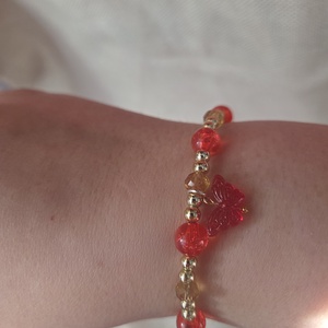 Tavaszi pillangó Pipacs gyöngyből készült karkötő - ékszer - karkötő - gyöngyös karkötő - Meska.hu