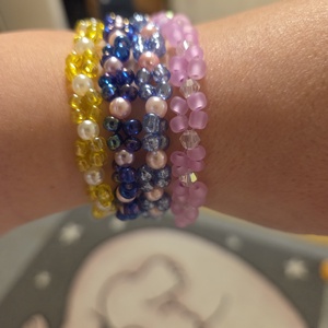 Gyöngyből készült sötétkék karkötő  - ékszer - karkötő - gyöngyös karkötő - Meska.hu