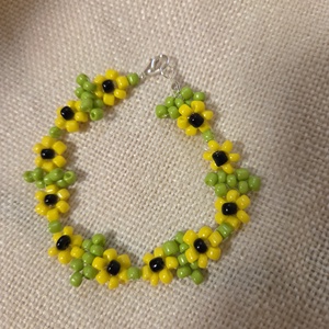 Napraforgó virágos gyöngyből készült karkötő , Ékszer, Karkötő, Gyöngyös karkötő, , MESKA