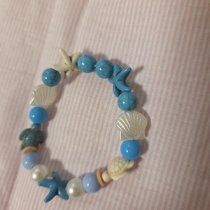 Kisgyernek karkötő , Ékszer, Karkötő, Gyöngyös karkötő, Gyöngyfűzés, gyöngyhímzés, MESKA