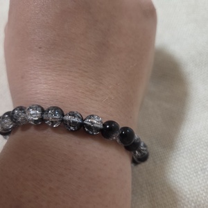 Fekete kristályos karkötő  - ékszer - karkötő - gyöngyös karkötő - Meska.hu