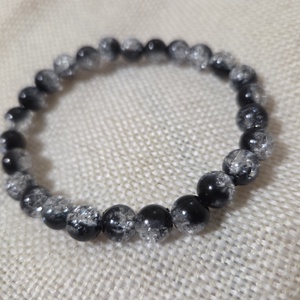 Fekete kristályos karkötő  - ékszer - karkötő - gyöngyös karkötő - Meska.hu