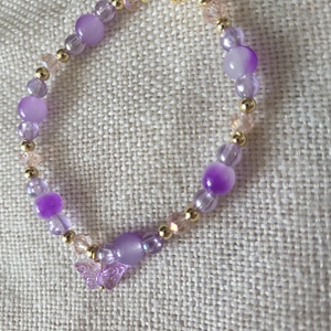 Tavaszi pillangó Orchidea gyöngyből készült karkötő - Meska.hu