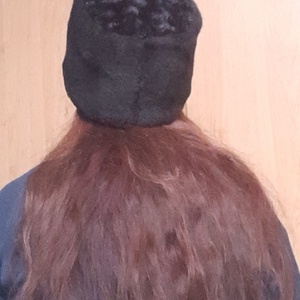 Téli bundás női sapka  - Meska.hu