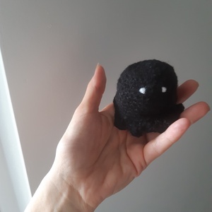  Horgolt szellemke álruhában Halloweenre - otthon & életmód - dekoráció - halloween - halloweeni figurák - Meska.hu