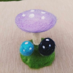 Mesebeli mini gombák gyapjúból - játék & sport - plüssállat & játékfigura - más figura - Meska.hu Mesebeli mini gombák gyapjúból - játék & sport - plüssállat & játékfigura - más figura - Meska.hu