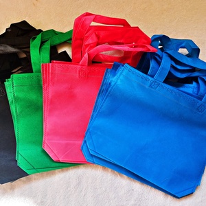PP Non Woven - nem szőtt kis táskák, logózható, festhető, díszíthető- 18 db egy csomagban, diy- díszítsd magad - Meska.hu