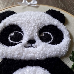 Pandamaci fonal falikép gyerekszobába - otthon & életmód - babaszoba, gyerekszoba - babaszoba dekoráció - Meska.hu