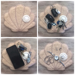 Kagyló gyönggyel asztali szőnyeg, bútorvédő, ékszertartó, telefontartó, kulcstartó - Meska.hu