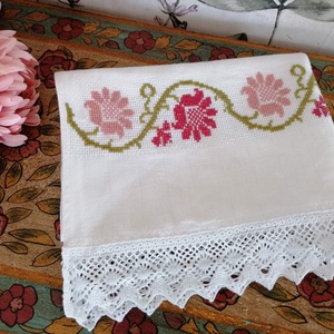 Hímzett keresztszemes konyharuha - otthon & életmód - konyhafelszerelés, tálalás - konyhai textil - konyharuha & törlőkendő - Meska.hu