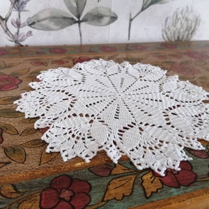 Csodaszép horgolt terítő - Meska.hu