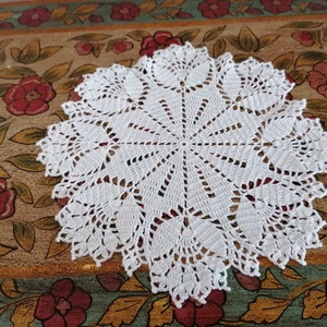 Csodaszép horgolt terítő - otthon & életmód - dekoráció - asztal és polc dekoráció - horgolt & csipketerítő - Meska.hu