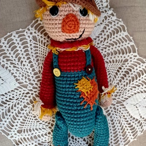 Amigurumi madárijesztő figura - Meska.hu
