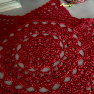 Bordó horgolt karácsonyi csillag, Otthon & Életmód, Dekoráció, Asztal és polc dekoráció, Horgolt & Csipketerítő, Horgolás, MESKA