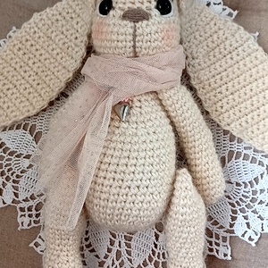 Amigurumi nyuszi figura  - játék & sport - plüssállat & játékfigura - nyuszi - Meska.hu