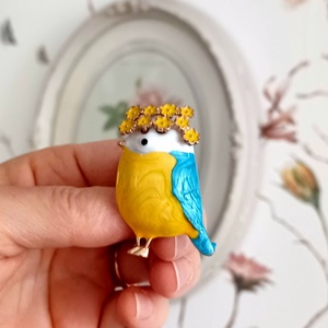 Gyönyörű zománcozott madárka kitűző  - ékszer - kitűző és bross - Meska.hu