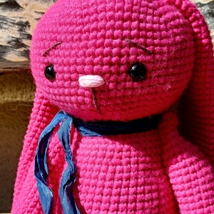 Pink amigurumi nyuszi, Játék & Sport, Plüssállat & Játékfigura, Nyuszi, Horgolás, MESKA