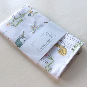 Hímzett, Unikornis mintás pamut textil zsebkendő -  - Artiroka design - szépségápolás - egészségmegőrzési kellékek - Meska.hu