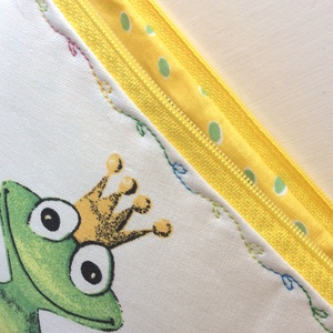 Béka királyos neszesszer, kozmetikai táska - Artiroka design -  - Meska.hu