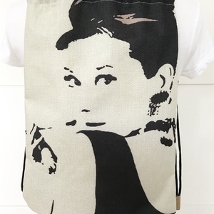 Audrey Hepburn mintás, egyedi gymbag hátizsák - tornazsák edzéshez, úszáshoz  - Artiroka design -  - Meska.hu