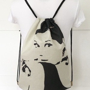 Audrey Hepburn mintás, egyedi gymbag hátizsák - tornazsák edzéshez, úszáshoz  - Artiroka design -  - Meska.hu