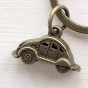 Volkswagen bogár autó 3 dimenzós medál - egyedi kulcstartó HOPE azaz remény vintage kulcs dísszel - Artiroka design - táska & tok - kulcstartó & táskadísz - kulcstartó - Meska.hu