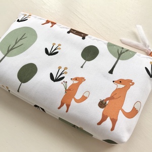 Róka Mama a kis rókákkal - neszesszer, tolltartó, szemüvegtok vagy irattartó prémium pamut textilből - Artiroka design - táska & tok - neszesszer - Meska.hu Róka Mama a kis rókákkal - neszesszer, tolltartó, szemüvegtok vagy irattartó prémium pamut textilből - Artiroka design - táska & tok - neszesszer - Meska.hu